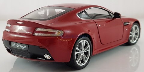 Aston Martin V12 Vantage metal model Welly 1:24 Aston Martin V12 Vantage metal model Welly 1:24