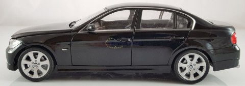 BMW 330i metal model Welly 1:24 BMW 330i metal model Welly 1:24