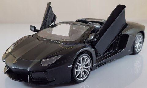 Lamborghini Aventador LP 700-4 Maisto 31504 1:24 Lamborghini Aventador LP 700-4 Maisto 31504 1:24