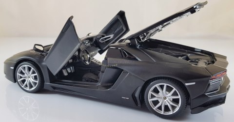 Lamborghini Aventador LP 700-4 Maisto 31504 1:24 Lamborghini Aventador LP 700-4 Maisto 31504 1:24
