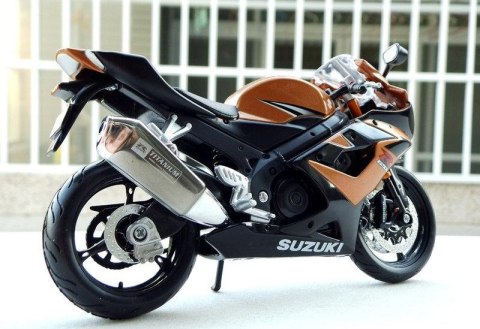 SUZUKI GSX R1000 motocykl model 1:12 Maisto 68280 SUZUKI GSX R1000 motocykl model 1:12 Maisto 68280