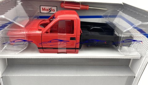 Chevrolet 454 SS Pick-up 1:24 do składania Maisto Chevrolet 454 SS Pick-up 1:24 do składania Maisto