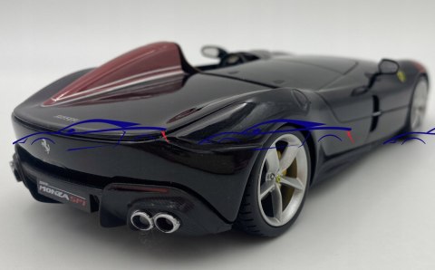 FERRARI Monza SP1 black/red model Bburago 26027 FERRARI Monza SP1 black/red model Bburago 26027