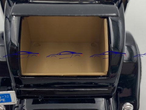 Ford Coupe 1932 black model 1:24 Motormax 73251 Ford Coupe 1932 black model 1:24 Motormax 73251