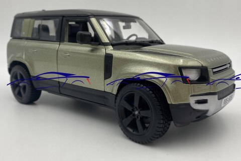 Land Rover Defender 2022 1:24 green Bburago 21101 Land Rover Defender 2022 1:24 green Bburago 21101