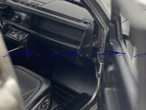 Land Rover Defender 2022 1:24 grey Bburago 21101 Land Rover Defender 2022 1:24 grey Bburago 21101