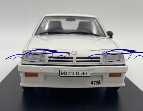 Opel Manta B GSi 1984 model WB124173 WhiteBox 1:24 Opel Manta B GSi 1984 model WB124173 WhiteBox 1:24