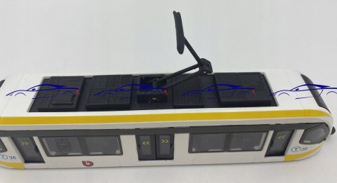 TRAMWAJ metalowy 20cm BBurago 32105 yellow TRAMWAJ metalowy 20cm BBurago 32105 yellow