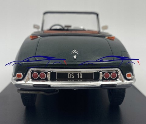 Citroen 19 DS Cabriolet 1963 WhiteBox 124180 1:24 Citroen 19 DS Cabriolet 1963 WhiteBox 124180 1:24