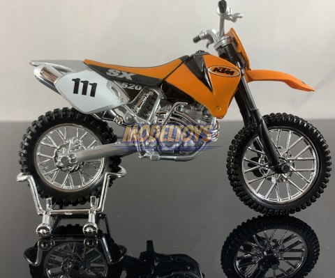 KTM 520 SX #111 motocykl model 1:18 Maisto KTM 520 SX #111 motocykl model 1:18 Maisto