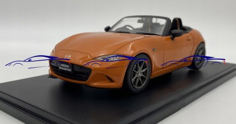 Mazda MX-5 orange 2019 WhiteBox 124178 1:24 Mazda MX-5 orange 2019 WhiteBox 124178 1:24