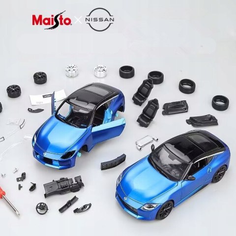 Nissan Z 2023 blue 1:24 do składania Maisto 39267 Nissan Z 2023 blue 1:24 do składania Maisto 39267