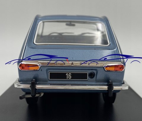 Renault 16 1965 light blue WhiteBox 124175 1:24 Renault 16 1965 light blue WhiteBox 124175 1:24