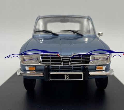 Renault 16 1965 light blue WhiteBox 124175 1:24 Renault 16 1965 light blue WhiteBox 124175 1:24