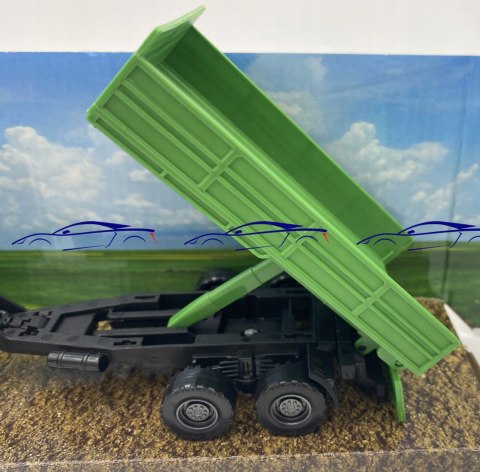 Ciągnik VALTRA N174 przyczepa wywrotka BBURAGO Ciągnik VALTRA N174 przyczepa wywrotka BBURAGO