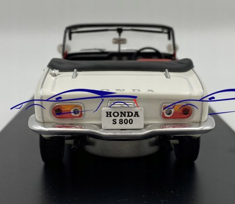 Honda S800 model 1:24 WhiteBox 124184 Honda S800 model 1:24 WhiteBox 124184