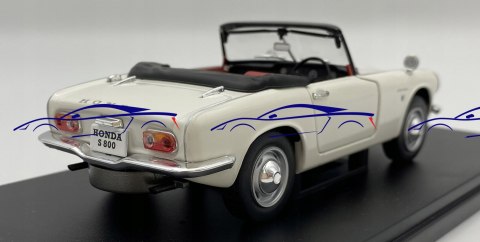 Honda S800 model 1:24 WhiteBox 124184 Honda S800 model 1:24 WhiteBox 124184