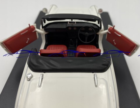 Honda S800 model 1:24 WhiteBox 124184 Honda S800 model 1:24 WhiteBox 124184