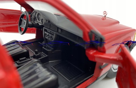 Mercedes Benz 190E W201 red 1:24 Bburago 21103 Mercedes Benz 190E W201 red 1:24 Bburago 21103