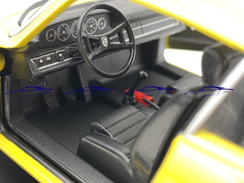 Porsche 911 Carrera 2.7 RS 1972 model 1:24 WhiteBox 124189 Porsche 911 Carrera 2.7 RS 1972 model 1:24 WhiteBox 124189