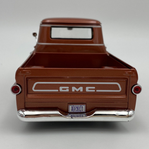 1958 GMC 100 Wideside Pickup brown 1:24 Motormax 79385 1958 GMC 100 Wideside Pickup brown 1:24 Motormax 79385