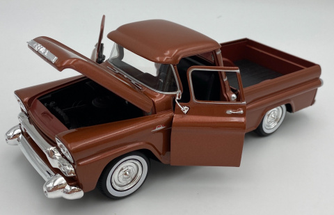 1958 GMC 100 Wideside Pickup brown 1:24 Motormax 79385 1958 GMC 100 Wideside Pickup brown 1:24 Motormax 79385
