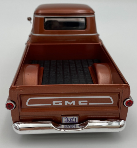1958 GMC 100 Wideside Pickup brown 1:24 Motormax 79385 1958 GMC 100 Wideside Pickup brown 1:24 Motormax 79385