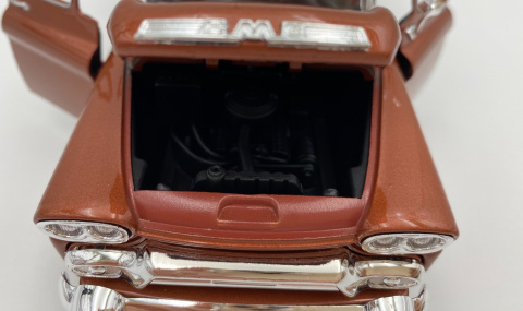 1958 GMC 100 Wideside Pickup brown 1:24 Motormax 79385 1958 GMC 100 Wideside Pickup brown 1:24 Motormax 79385