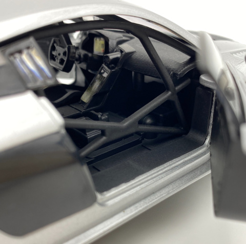 Audi R8 LMS GT3 silver 1:24 Motormax 79380 Audi R8 LMS GT3 silver 1:24 Motormax 79380