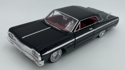 Chevrolet Impala black 1964 1:24 Motormax 73259 Chevrolet Impala black 1964 1:24 Motormax 73259