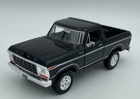Ford Bronco (hard top) 1978 1:24 Motormax 79374 black Ford Bronco (hard top) 1978 1:24 Motormax 79374 black