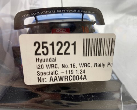 Hyundai i20 WRC #16 D. Sordo 1:24 Rajd Portugalii Hyundai i20 WRC #16 D. Sordo 1:24 Rajd Portugalii