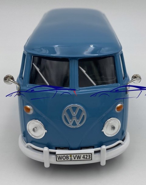 VW Type 2 T1 Delivery Van 1:24 Motormax 79342 blue VW Type 2 T1 Delivery Van 1:24 Motormax 79342 blue