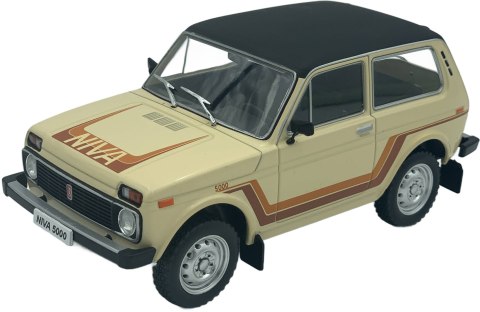 Lada Łada Niva 5000 1990 model METAL 124224 WhiteBox 1:24 beżowy Lada Łada Niva 5000 1990 model METAL 124224 WhiteBox 1:24 beżowy