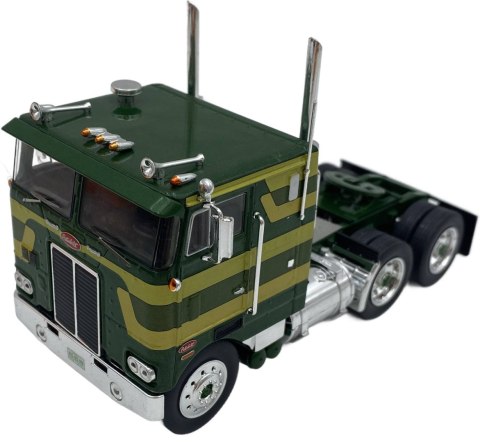 Peterbilt 352 Pacemaker 1979 truck model 1:43 IXO TR184.22 Peterbilt 352 Pacemaker 1979 truck model 1:43 IXO TR184.22