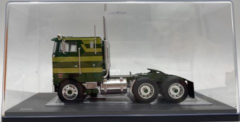 Peterbilt 352 Pacemaker 1979 truck model 1:43 IXO TR184.22 Peterbilt 352 Pacemaker 1979 truck model 1:43 IXO TR184.22