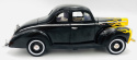 Ford Deluxe 1940 1:18 model Motormax 73108 czarny żółte płomienie