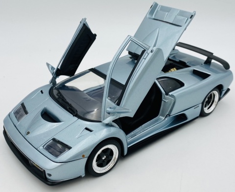 Lamborghini Diablo GT 1:18 Motormax 73168 błękitny Lamborghini Diablo GT 1:18 Motormax 73168 błękitny