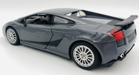Lamborghini Gallardo Superleggera model 1:18 Motormax 73181 grafitowy Lamborghini Gallardo Superleggera model 1:18 Motormax 73181 grafitowy