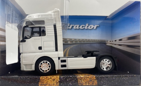 MAN TGX ciągnik siodłowy model WELLY 32650 metal 1:32 biały MAN TGX ciągnik siodłowy model WELLY 32650 metal 1:32 biały