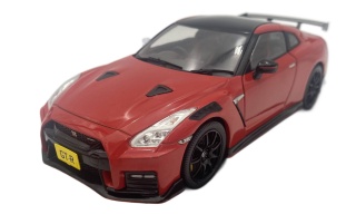 NISSAN GT-R Nismo R35 2021 model 124231 WhiteBox 1:24 czerwony