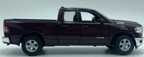 RAM 1500 Hemi 2019 Bighorn pickup model Welly 1:27 bordowy RAM 1500 Hemi 2019 Bighorn pickup model Welly 1:27 bordowy