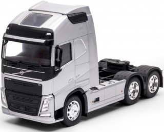 VOLVO FH 500 3 osiowy ciągnik siodłowy model WELLY metal 1:32 srebrny