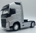 VOLVO FH 500 ciągnik model WELLY metal 1:32 32690S srebrny