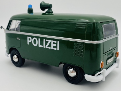 VW Type 2 T1 Polizei Policja niemiecka model 1:24 Motormax 79574 VW Type 2 T1 Polizei Policja niemiecka model 1:24 Motormax 79574