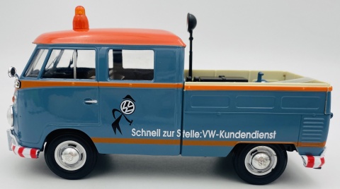 VW Type 2 T1 Service Pickup model 1:24 Motormax 79555 VW Type 2 T1 Service Pickup model 1:24 Motormax 79555