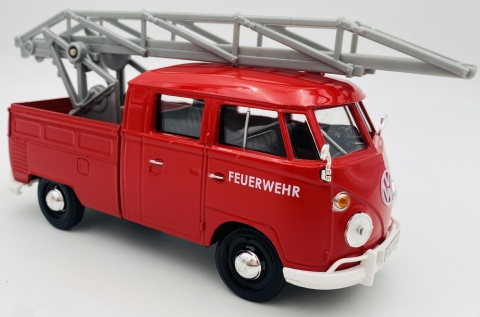 VW Type 2 T1 straż pożarna z drabiną model 1:24 Motormax 79584 VW Type 2 T1 straż pożarna z drabiną model 1:24 Motormax 79584