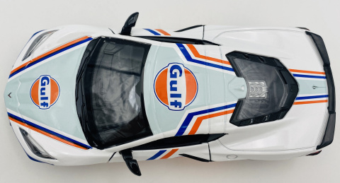 Corvette C8 2020 Gulf Livery model 1:24 Motormax 79664 Corvette C8 2020 Gulf Livery model 1:24 Motormax 79664