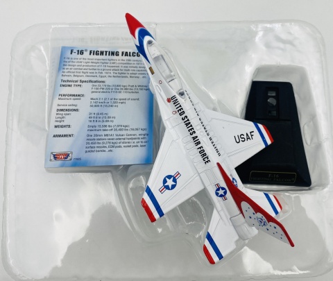 General Dynamics F-16 Fighting Falcon model podstawka METAL Motormax General Dynamics F-16 Fighting Falcon model podstawka METAL Motormax