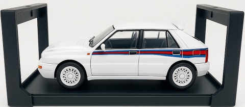 Lancia Delta Integrale (1989) model WB124238 METAL WhiteBox 1:24 biały Lancia Delta Integrale (1989) model WB124238 METAL WhiteBox 1:24 biały